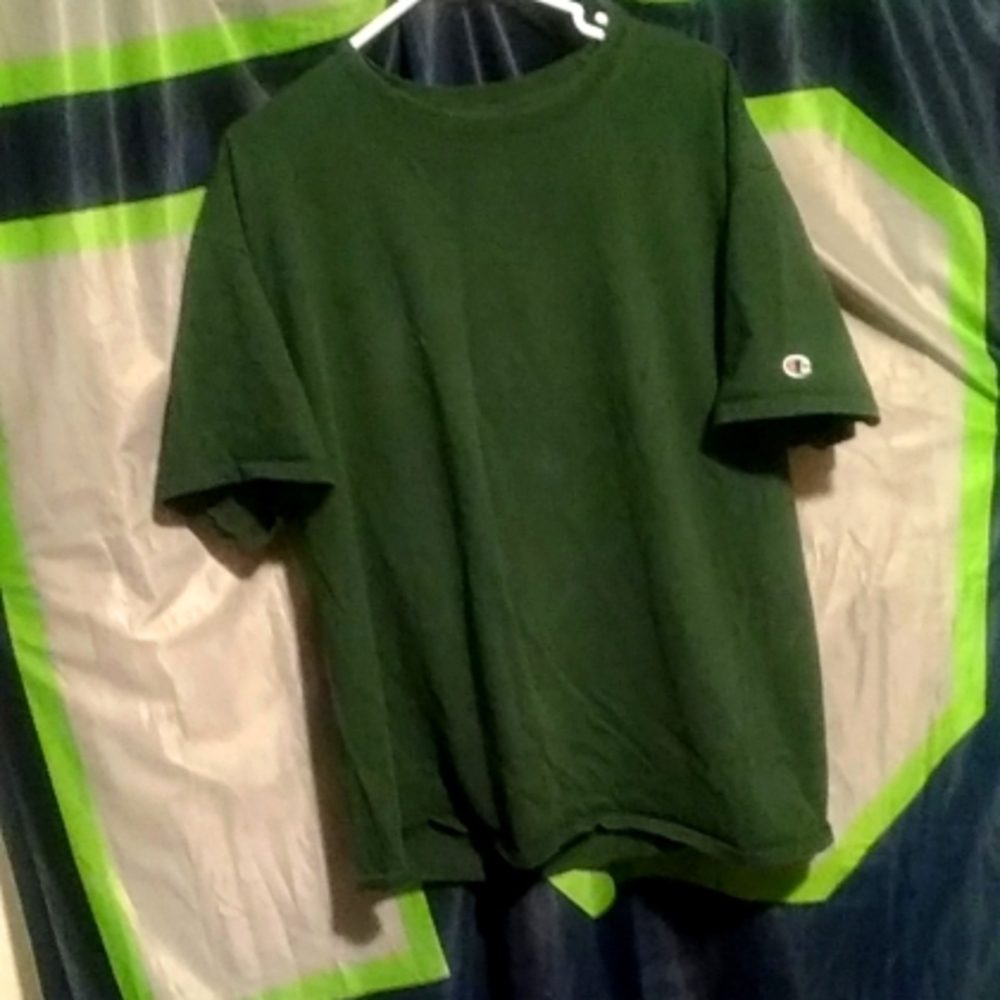 Champion t-shirt